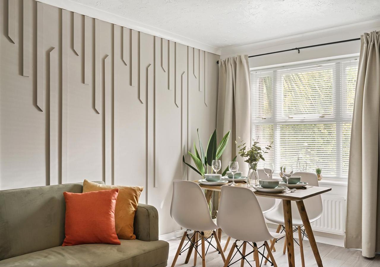 Villa East London House Near Tube With Parking Extérieur photo